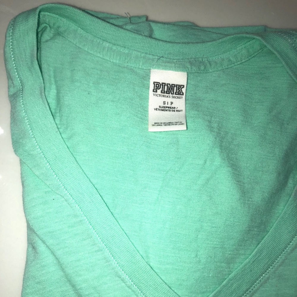 Victoria Secret PINK Vneck